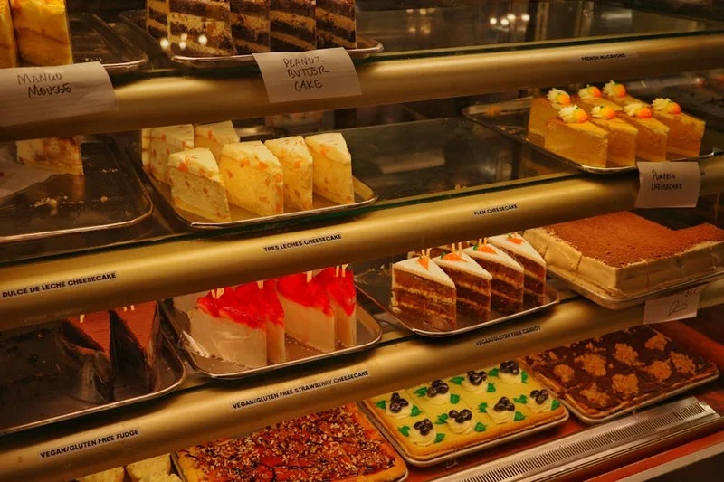 Delicious and mindful desserts at Puur & Heerlijk, Haarlem
